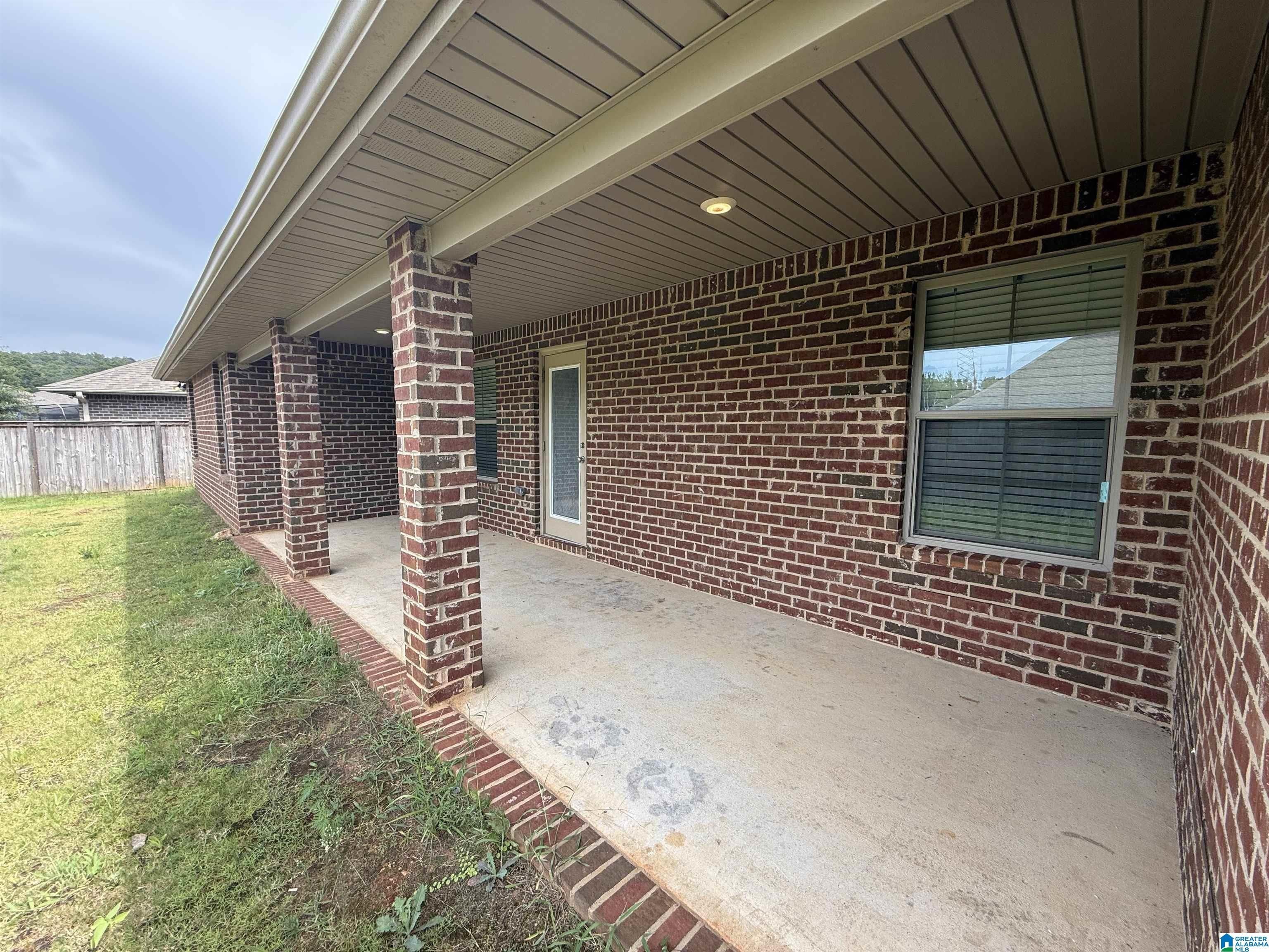 424 HARLESS LANE – photo 2