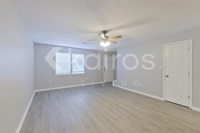 160 Deer Parkway – photo 4