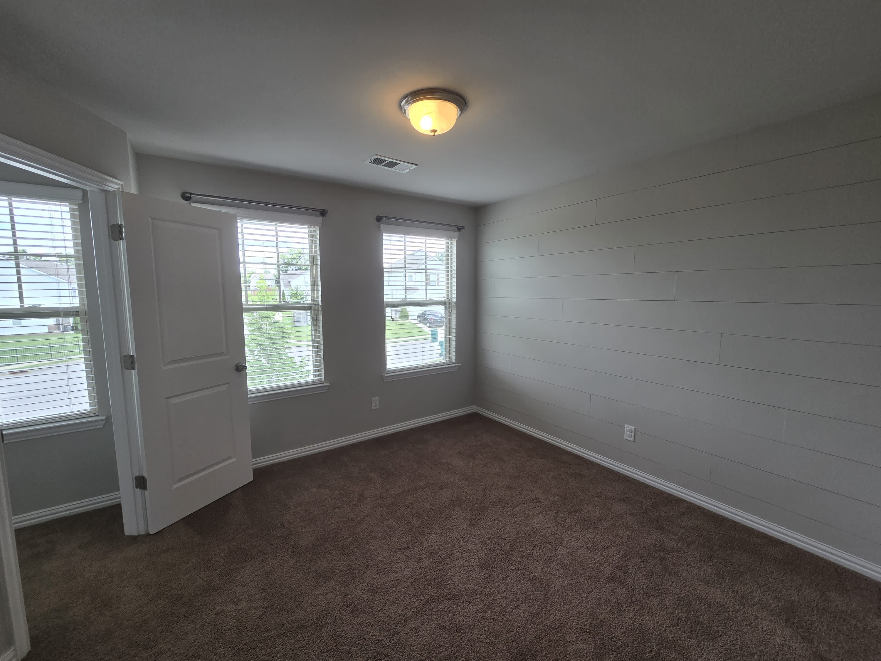 3005 Montrose Lane – photo 4