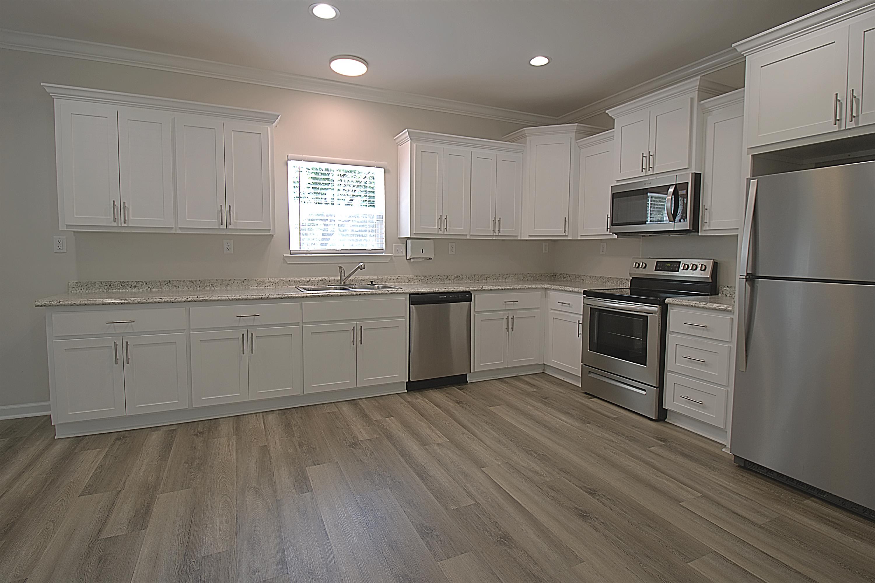 38 Griffin Rd – photo 3