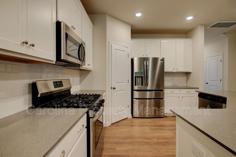 14061 Castle Nook Dr – photo 2