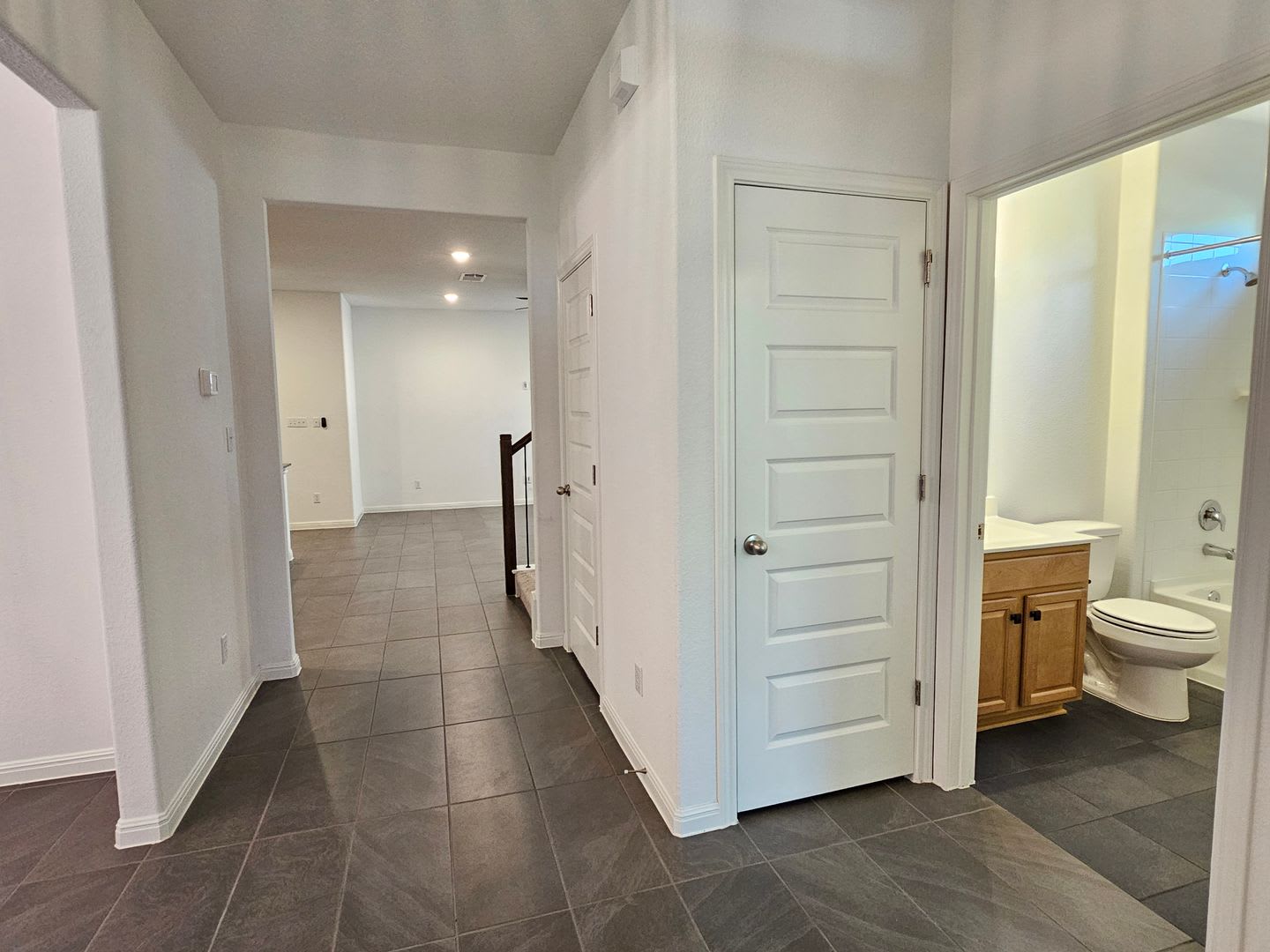 Beautiful 3 Bed / 3 Bath Home in North Leander – photo 3