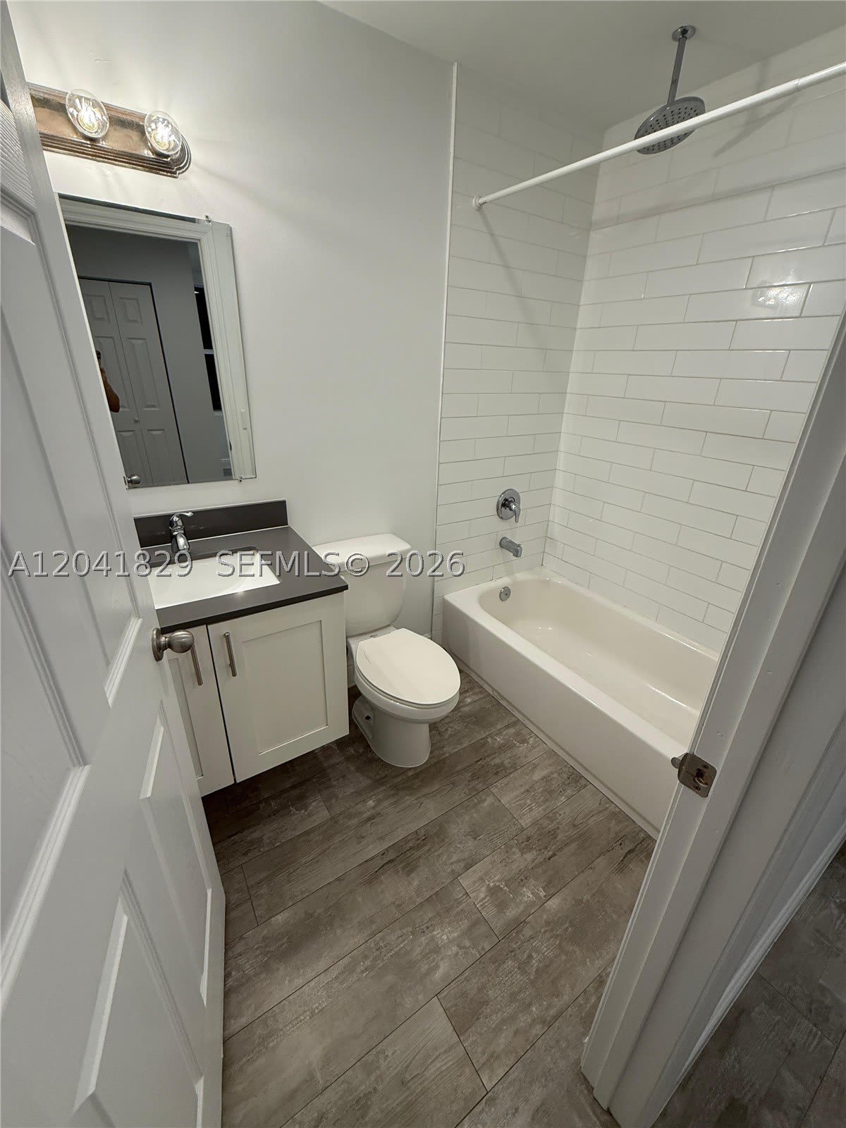 5129 Nw 5Th Ave – photo 3