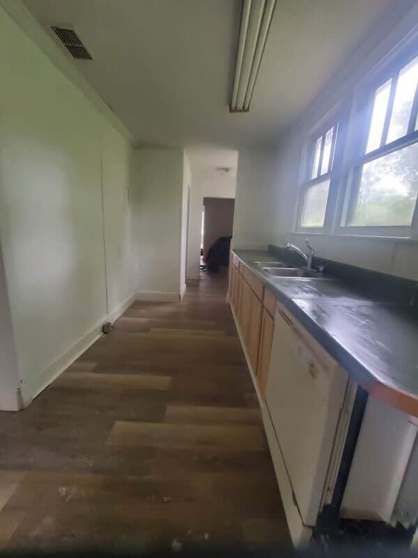 267 Day Ave. – photo 3
