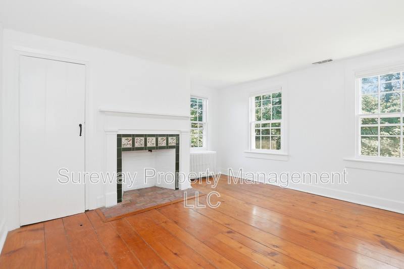 4521 Province Line Rd – photo 3