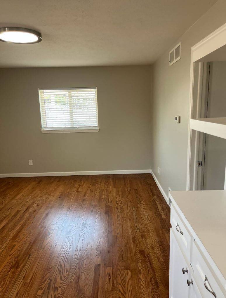 1100 Nw 30Th Street – photo 2