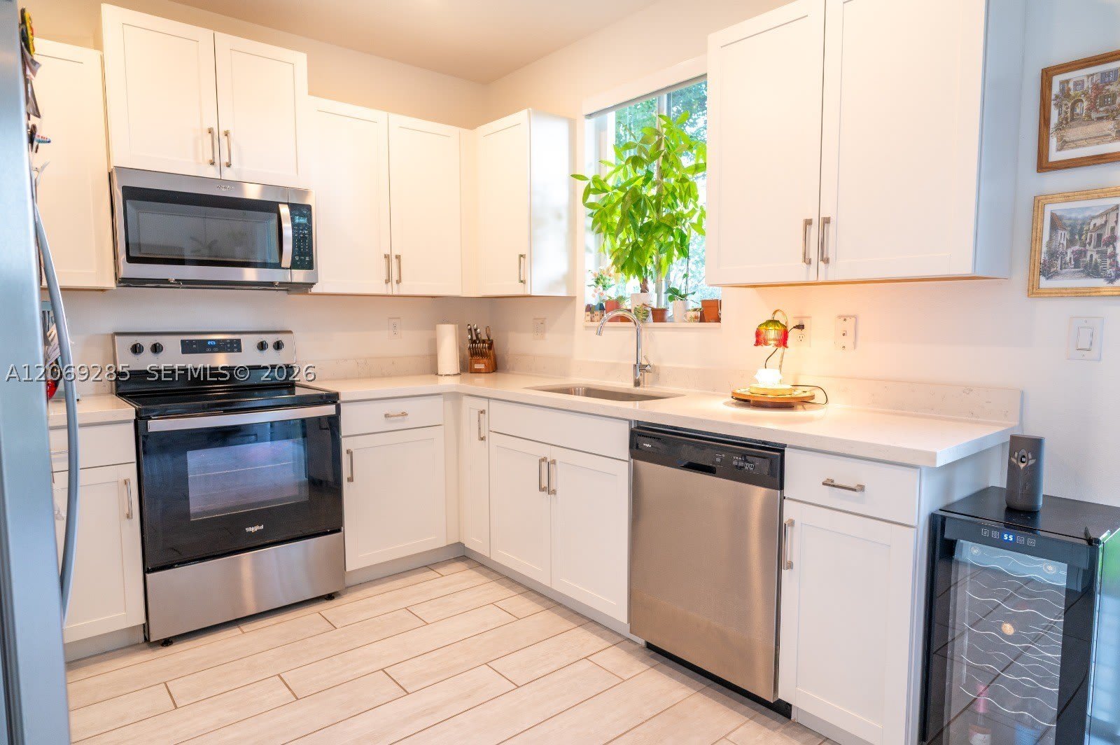 1026 Se 23Rd Ave – photo 2