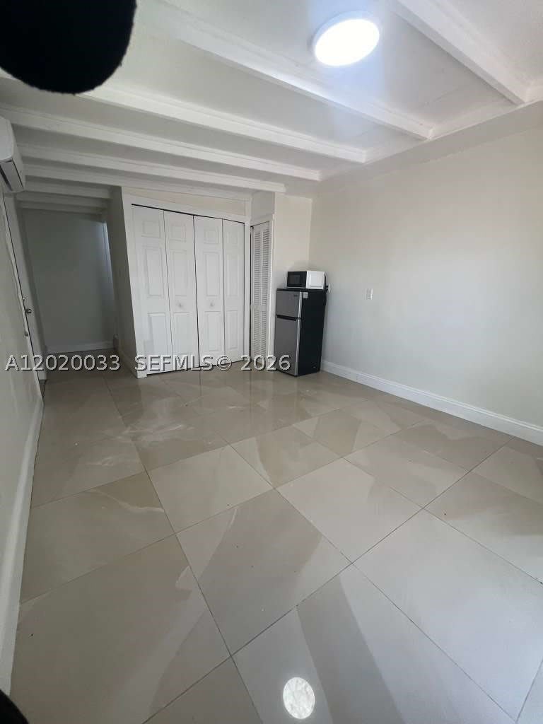 1629 Ne 177 St – photo 4