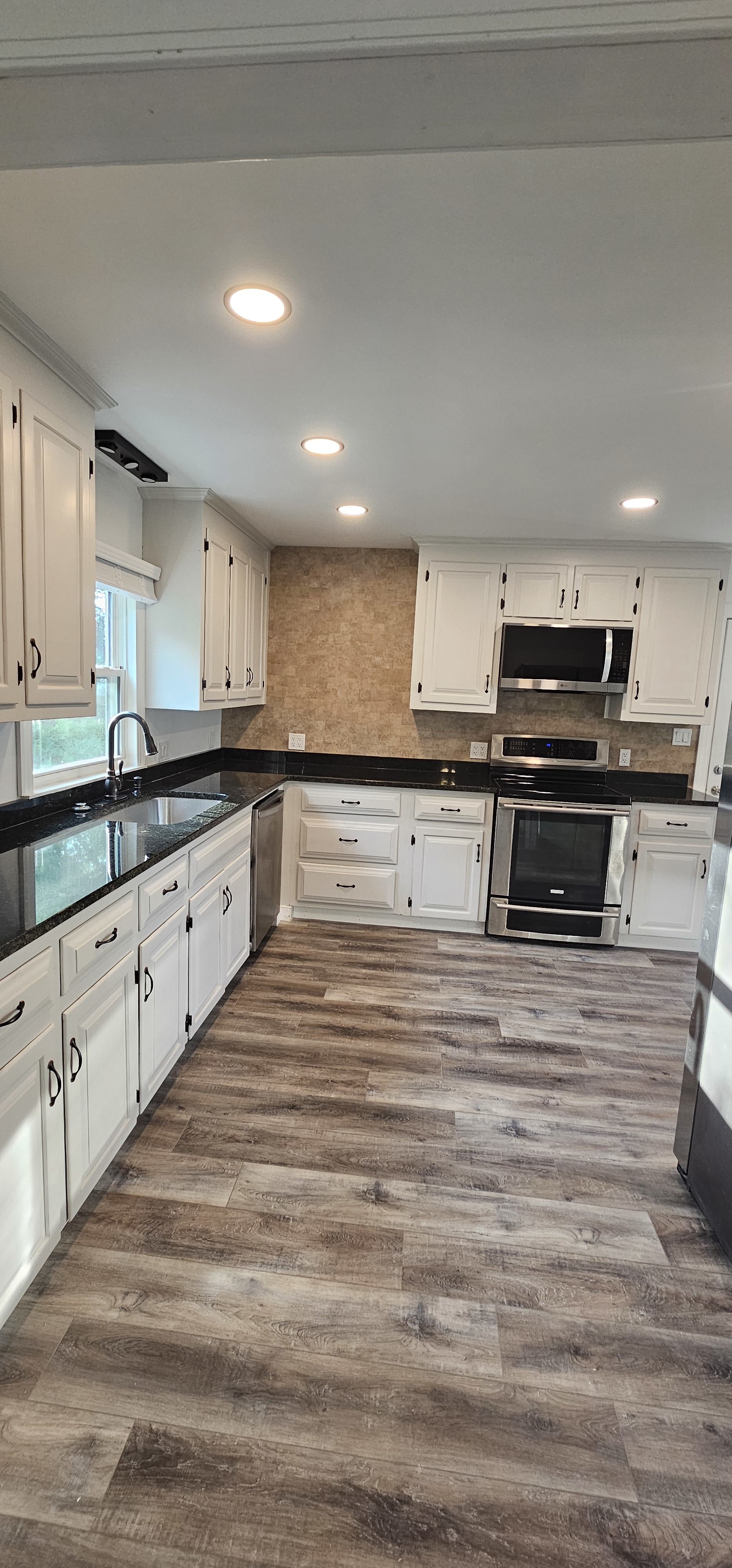 112 Semple Road – photo 5