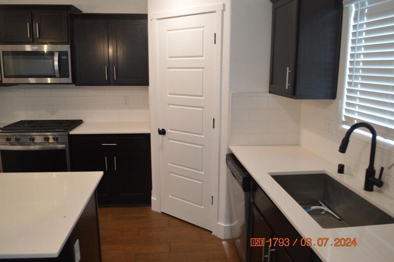 1663 Thistle Lane – photo 5