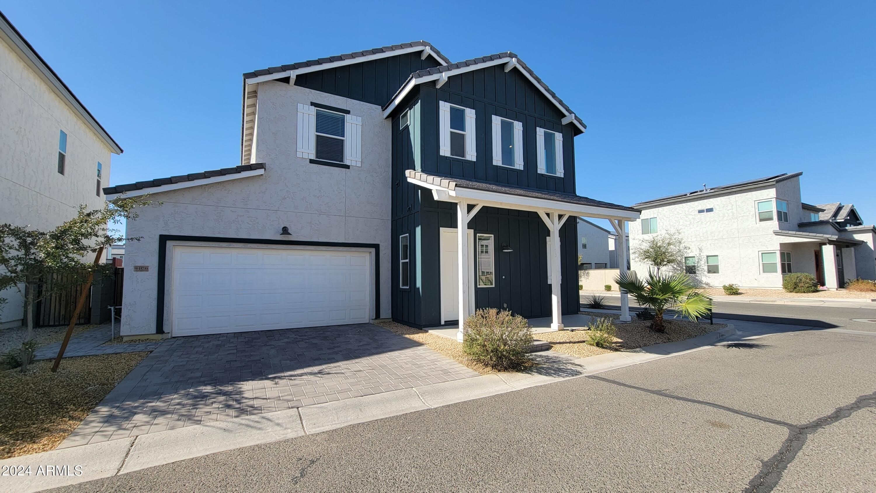 15733 W Polk Street – photo 2