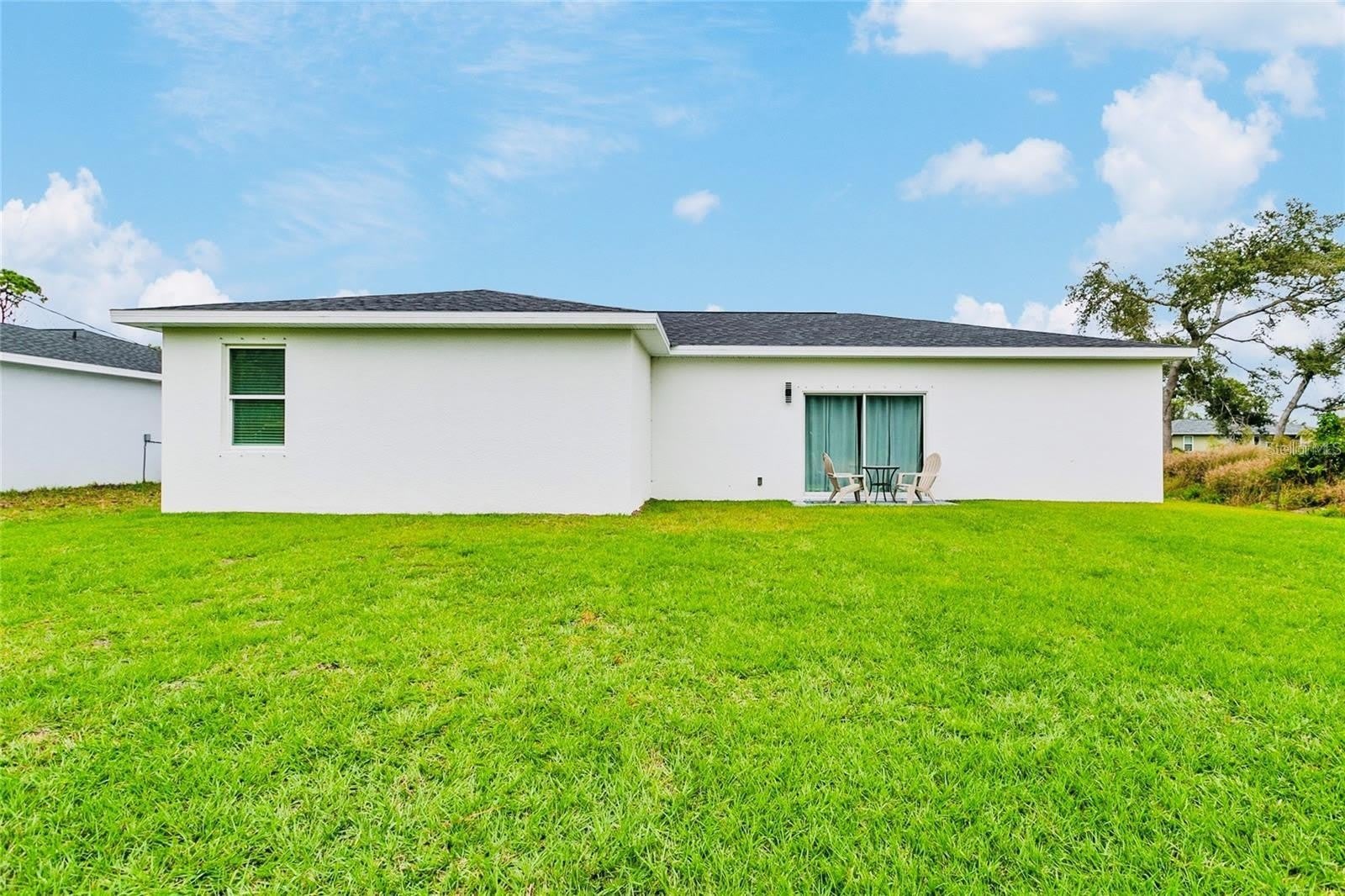 16451 Strauss Avenue – photo 3