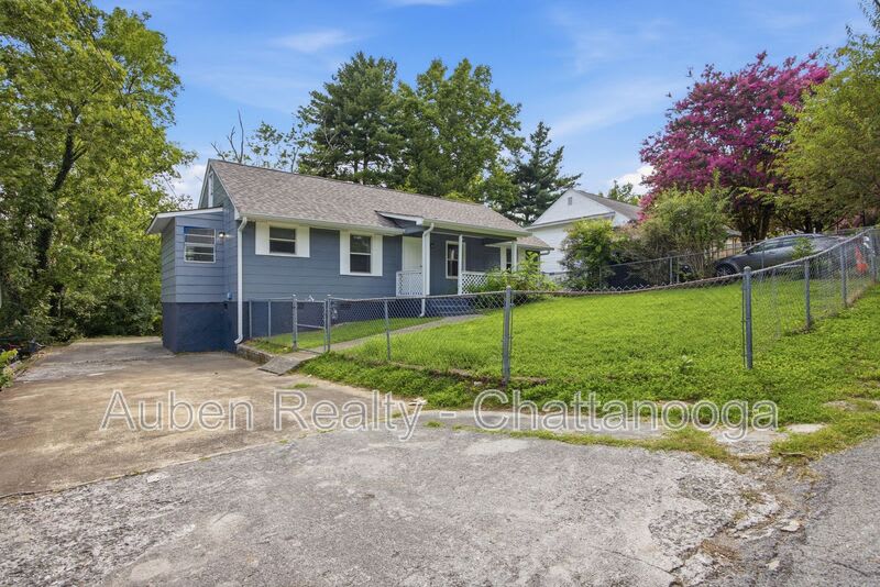3826 Kingwood Circle – photo 2