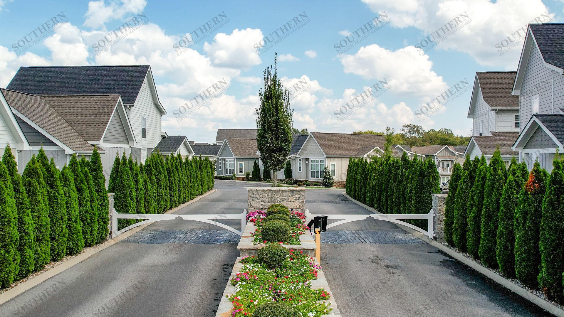 2708 Thompson Drive – photo 2