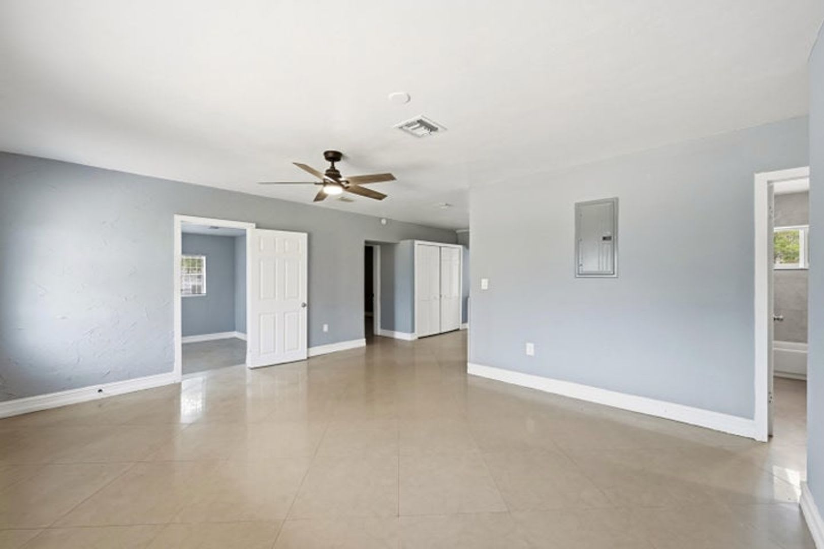 740 E Evanston Circle E, Fort Lauderdale, FL 33312 – photo 5