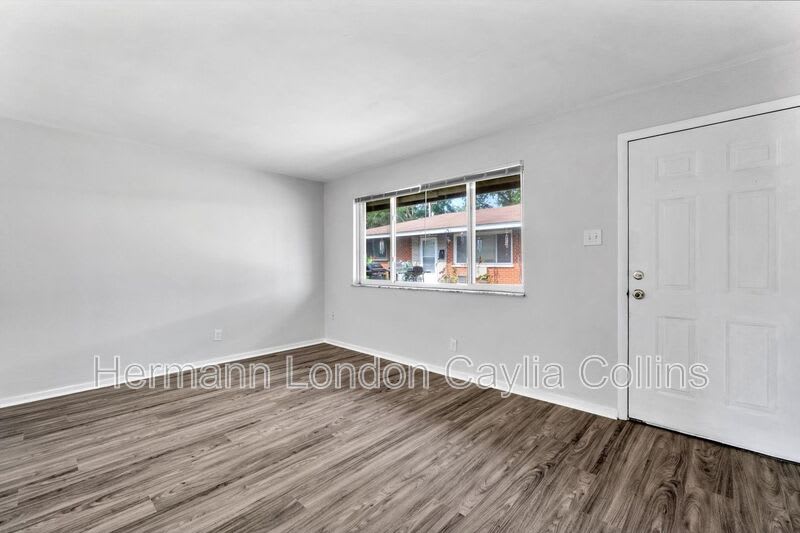11278 Liana Lane – photo 3