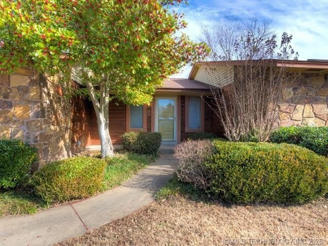3101 S Poplar Avenue – photo 2