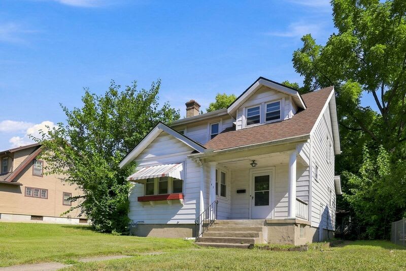 147 W. Hudson Avenue – photo 2