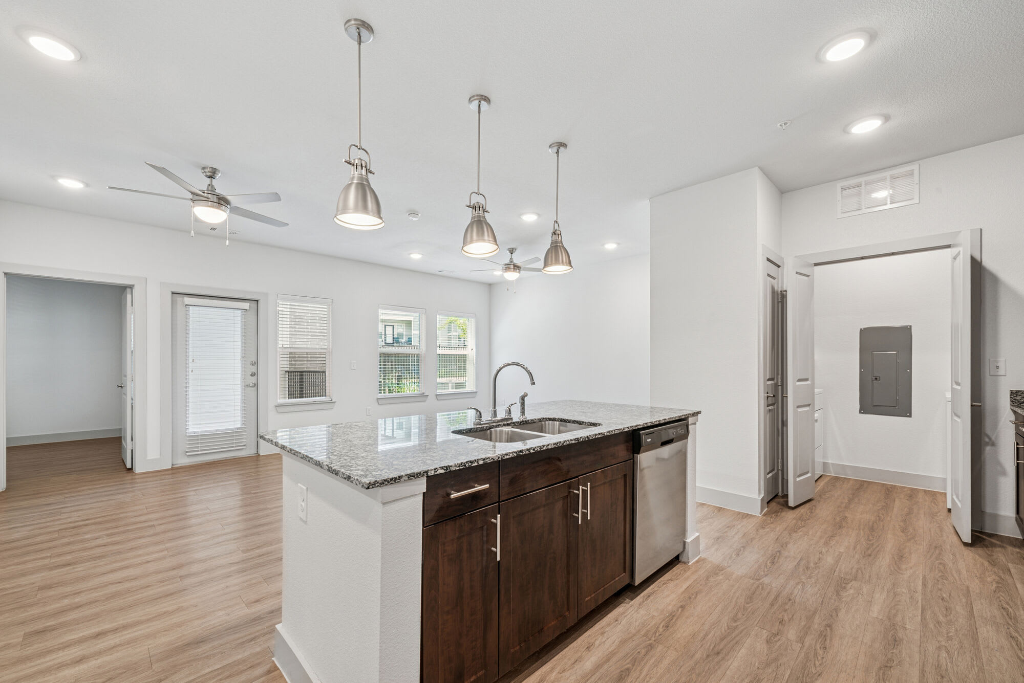 Plum Tree Apartments – photo 4