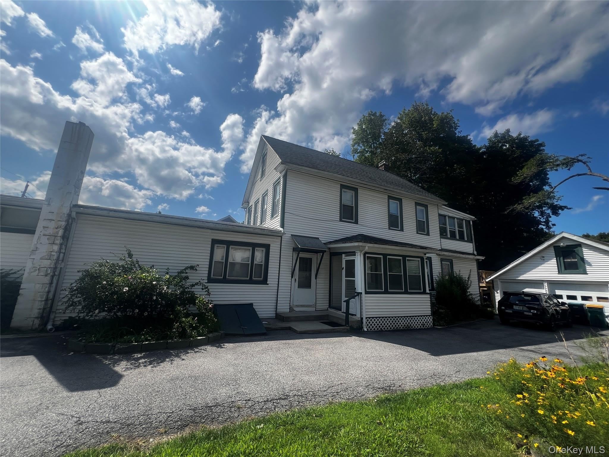 29 Lake Street – photo 1