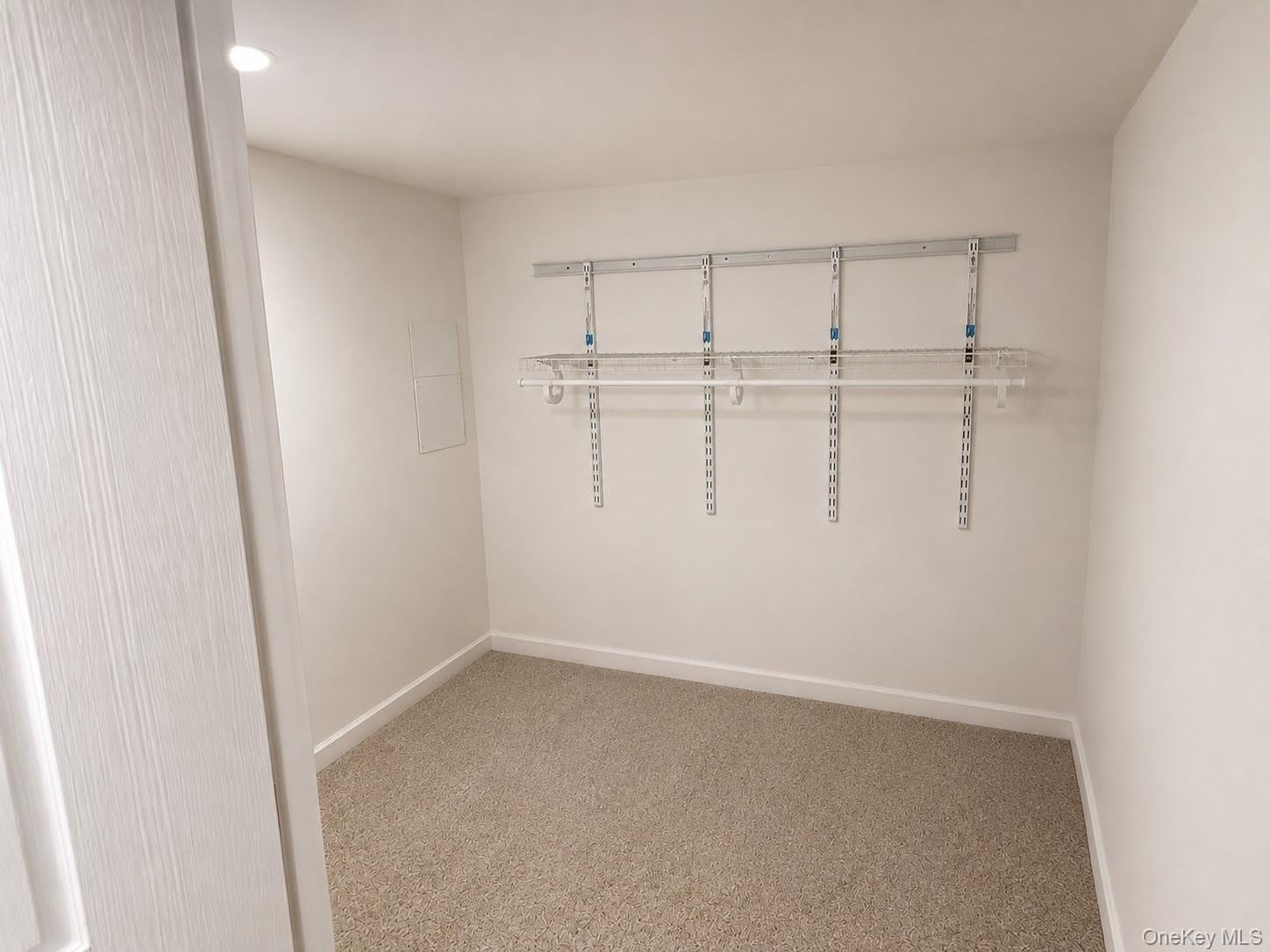 48 Rosemont Avenue – photo 5