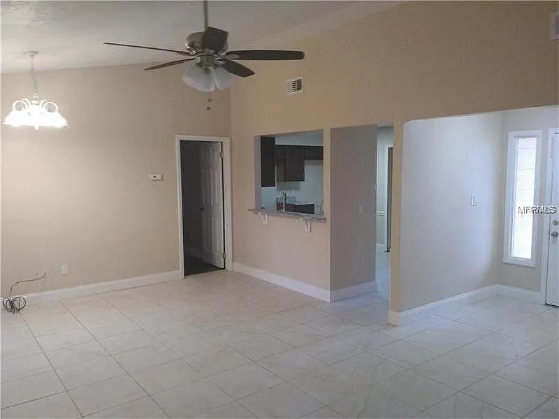 1541 Birchwood Avenue – photo 2