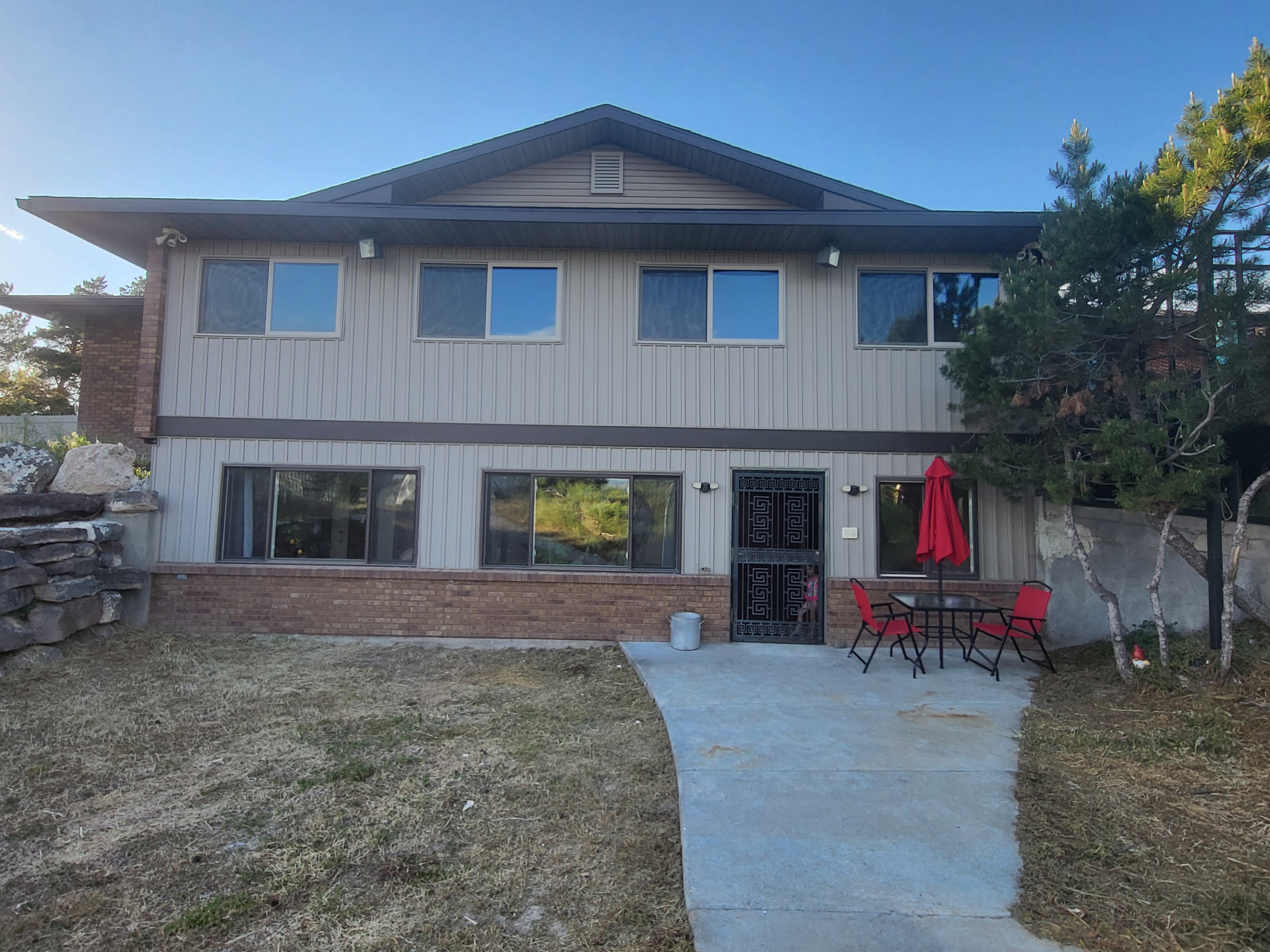 4648 East 9th North – photo 3