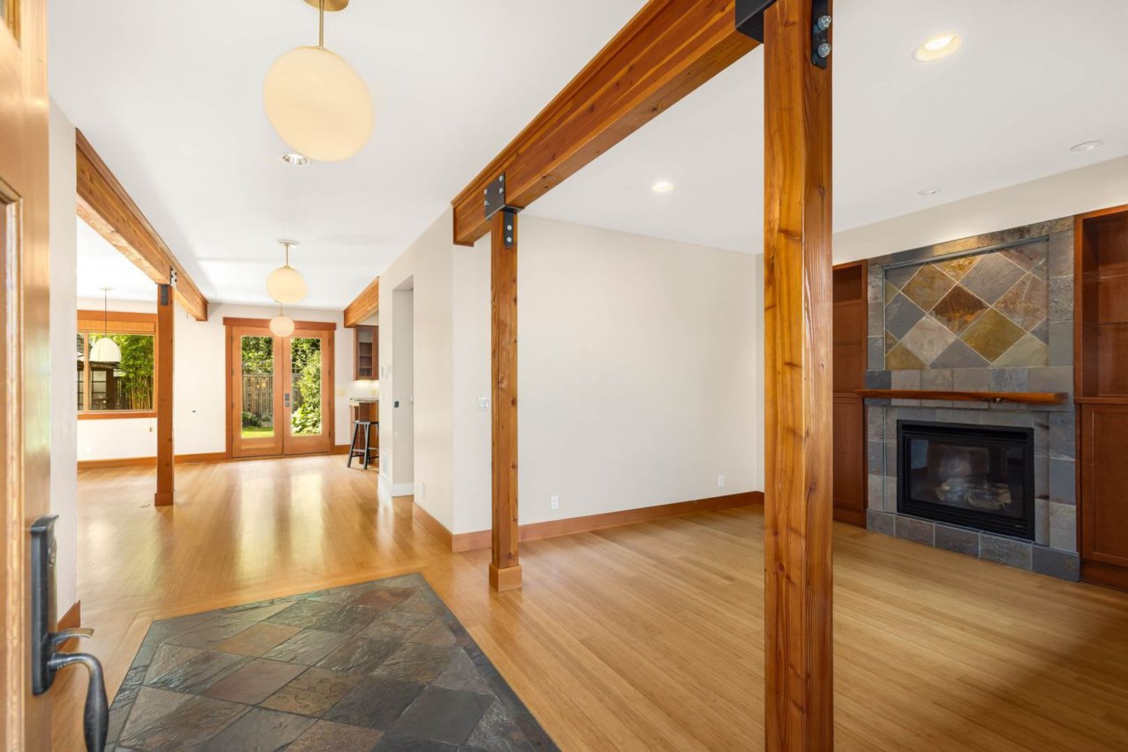 Charming Ravenna home with 5 bedrooms, 4 bathrooms – photo 3