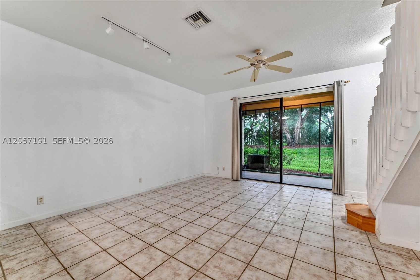 3897 Tree Top Dr – photo 5