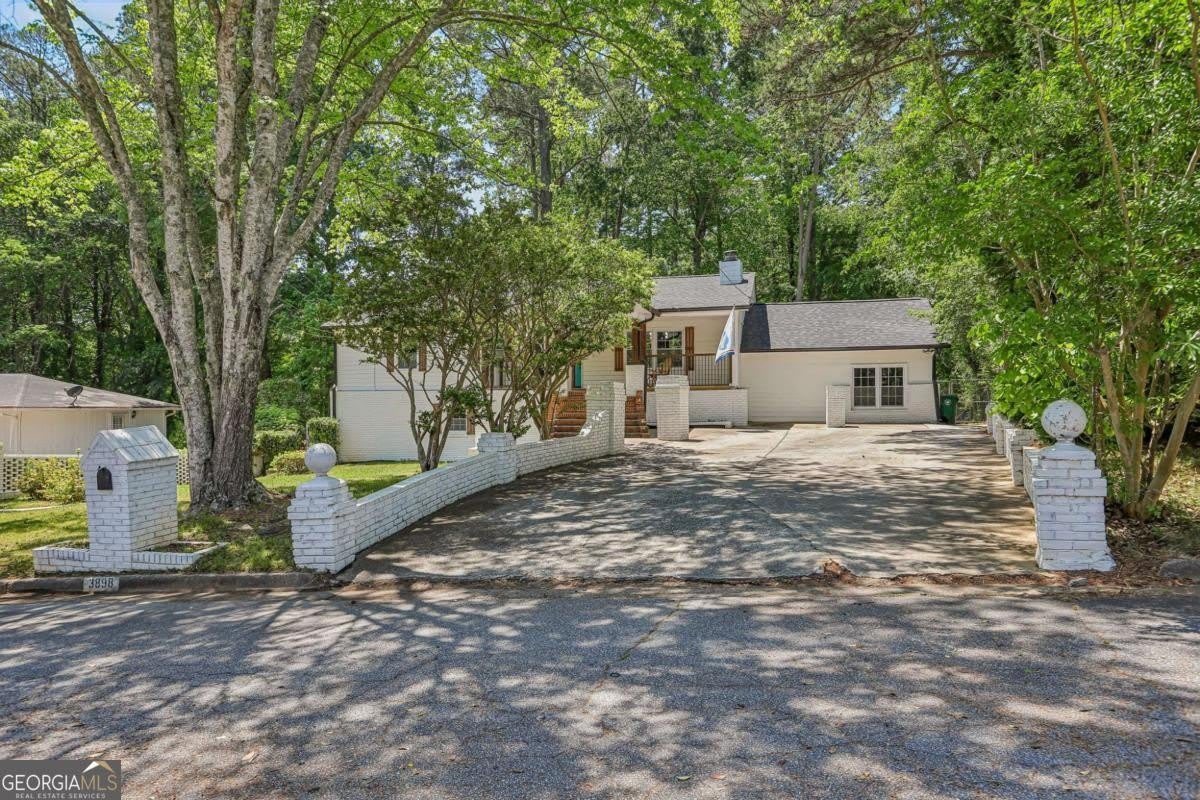 3898 Skidmore Drive – photo 2