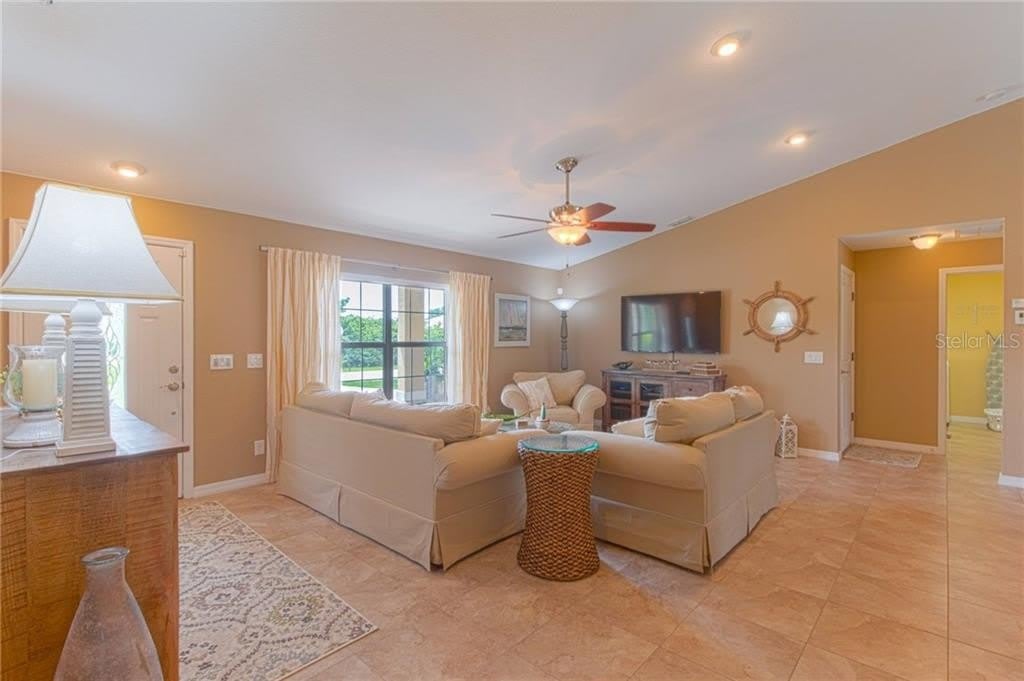 11268 OCEANSPRAY Boulevard – photo 3