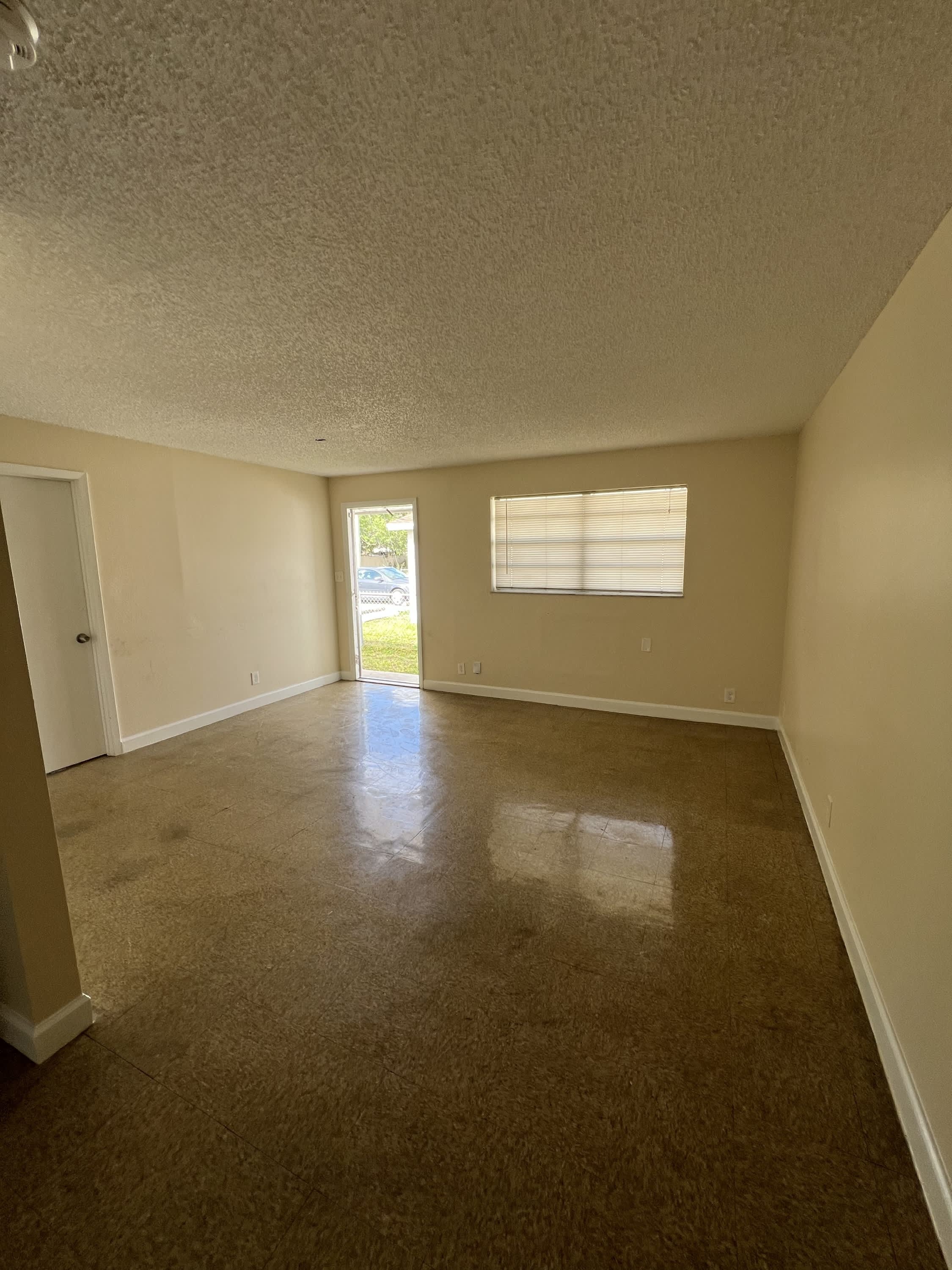 11611 Southwest 215th Street – photo 2