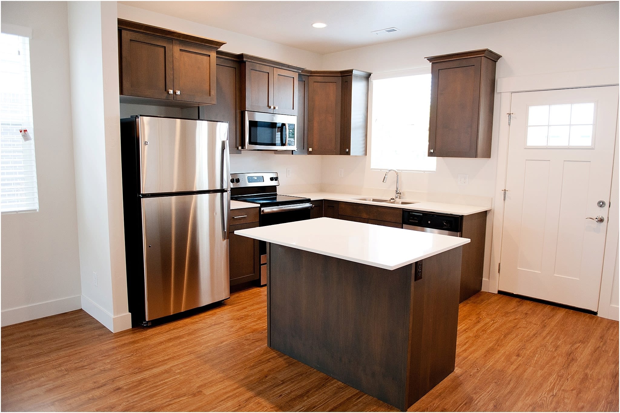 372 West 200 North – photo 2