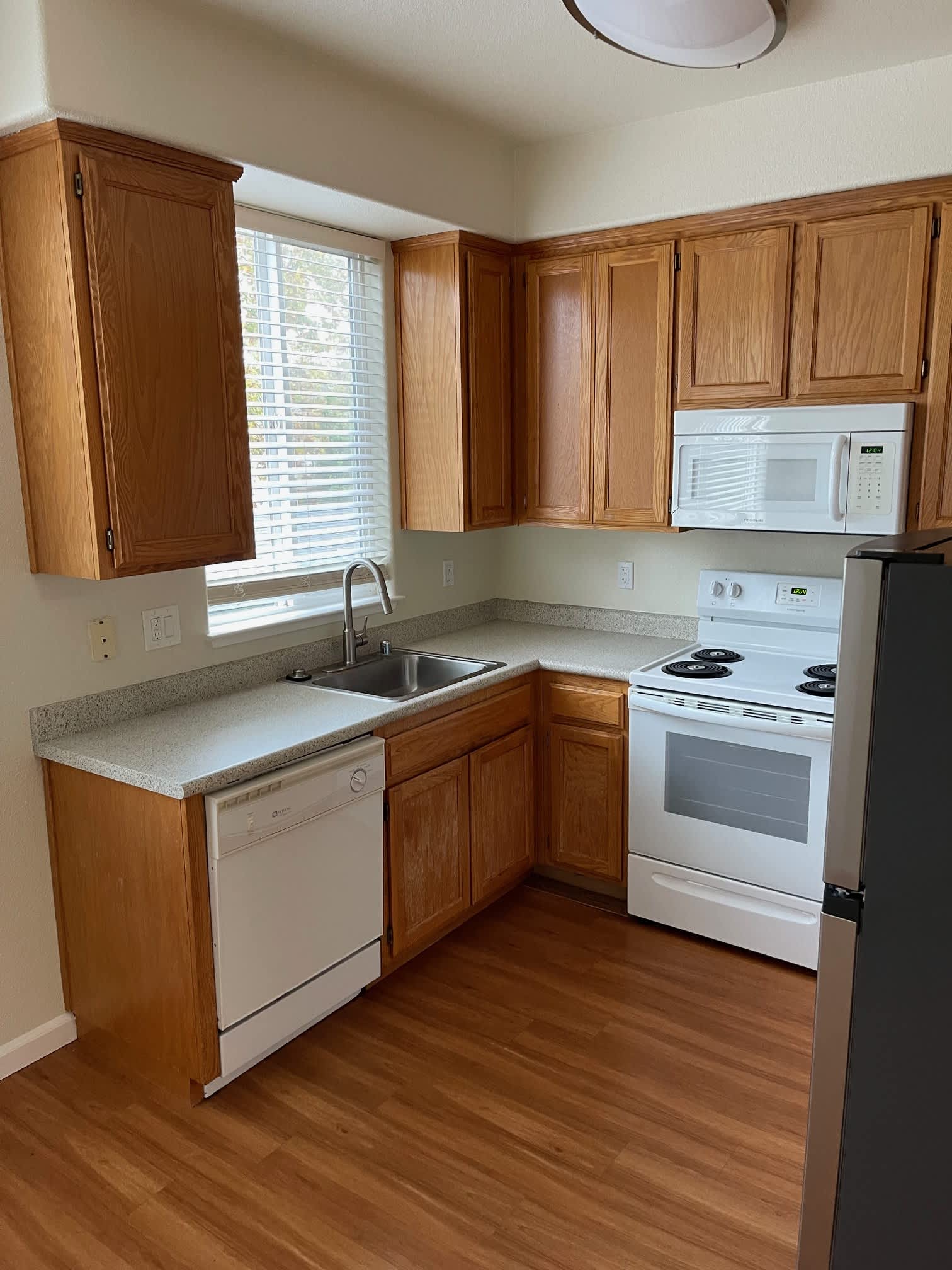 1000 Prospect Avenue – photo 4