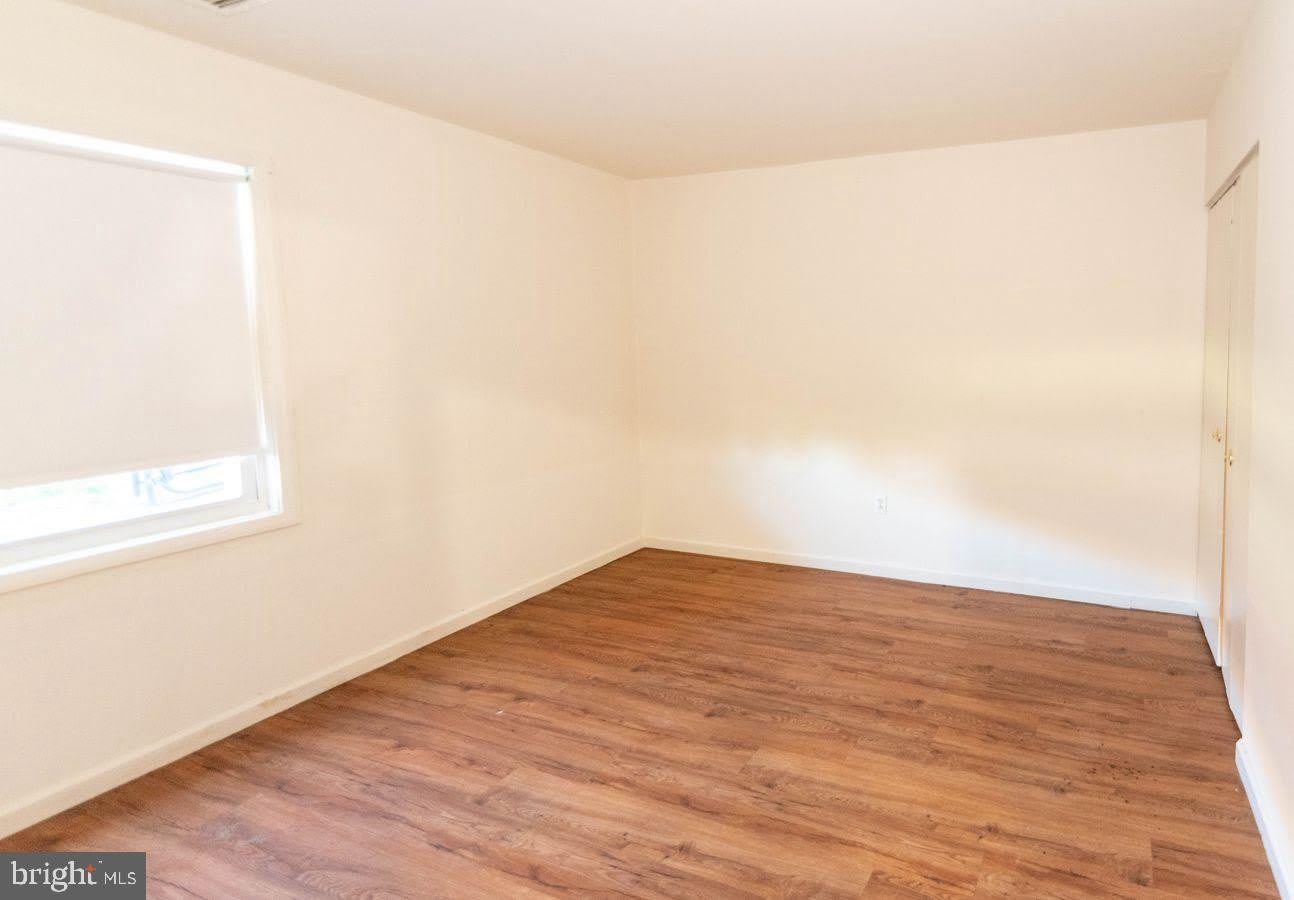 1214 WALKER Avenue – photo 5