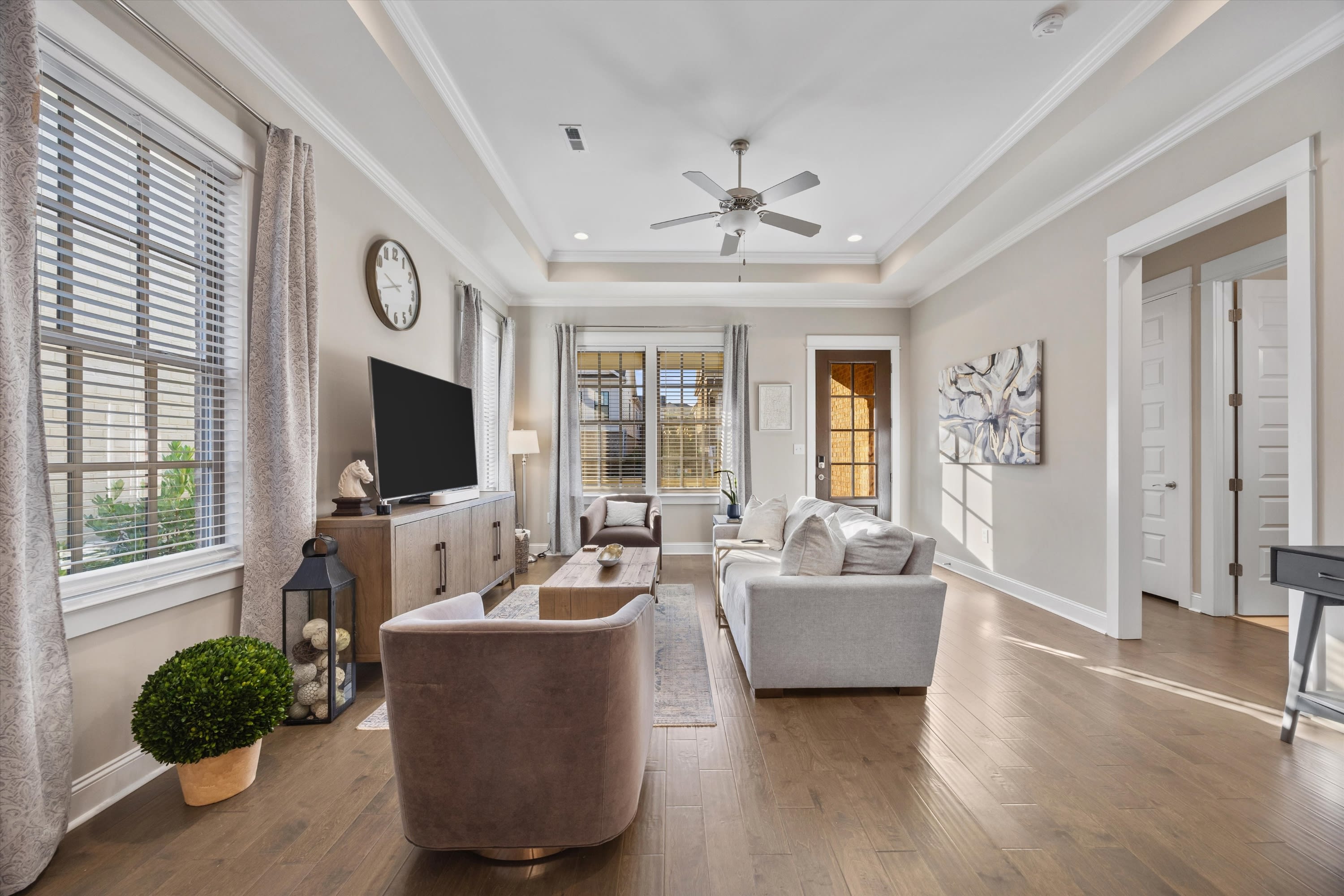 107 Poydras Street – photo 2