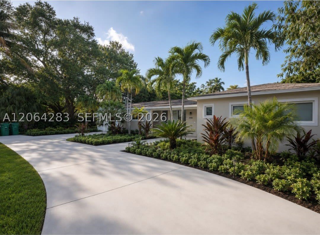 7025 SW 71st Ct – photo 1