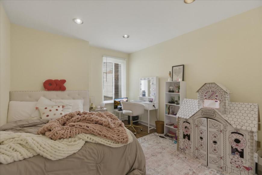 1631 Belle Plaine – photo 5