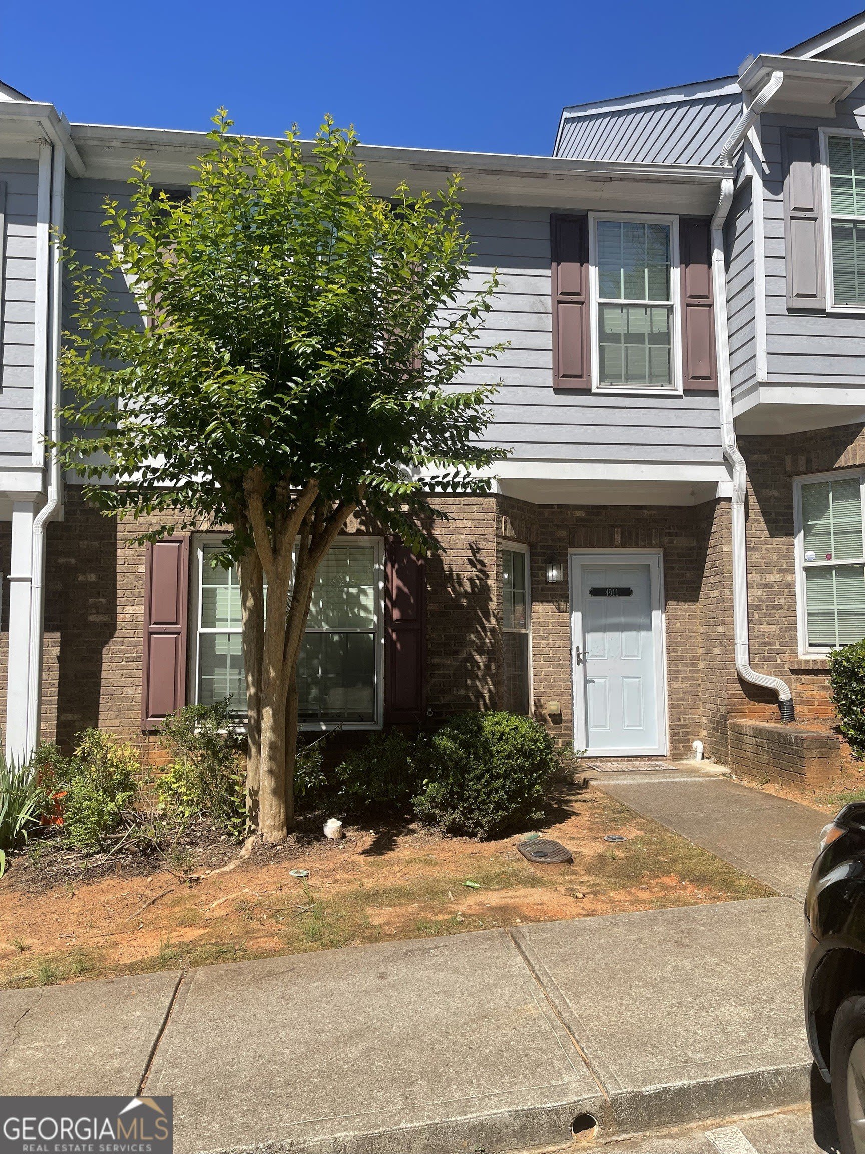 4911 Walden Lake Square – photo 1