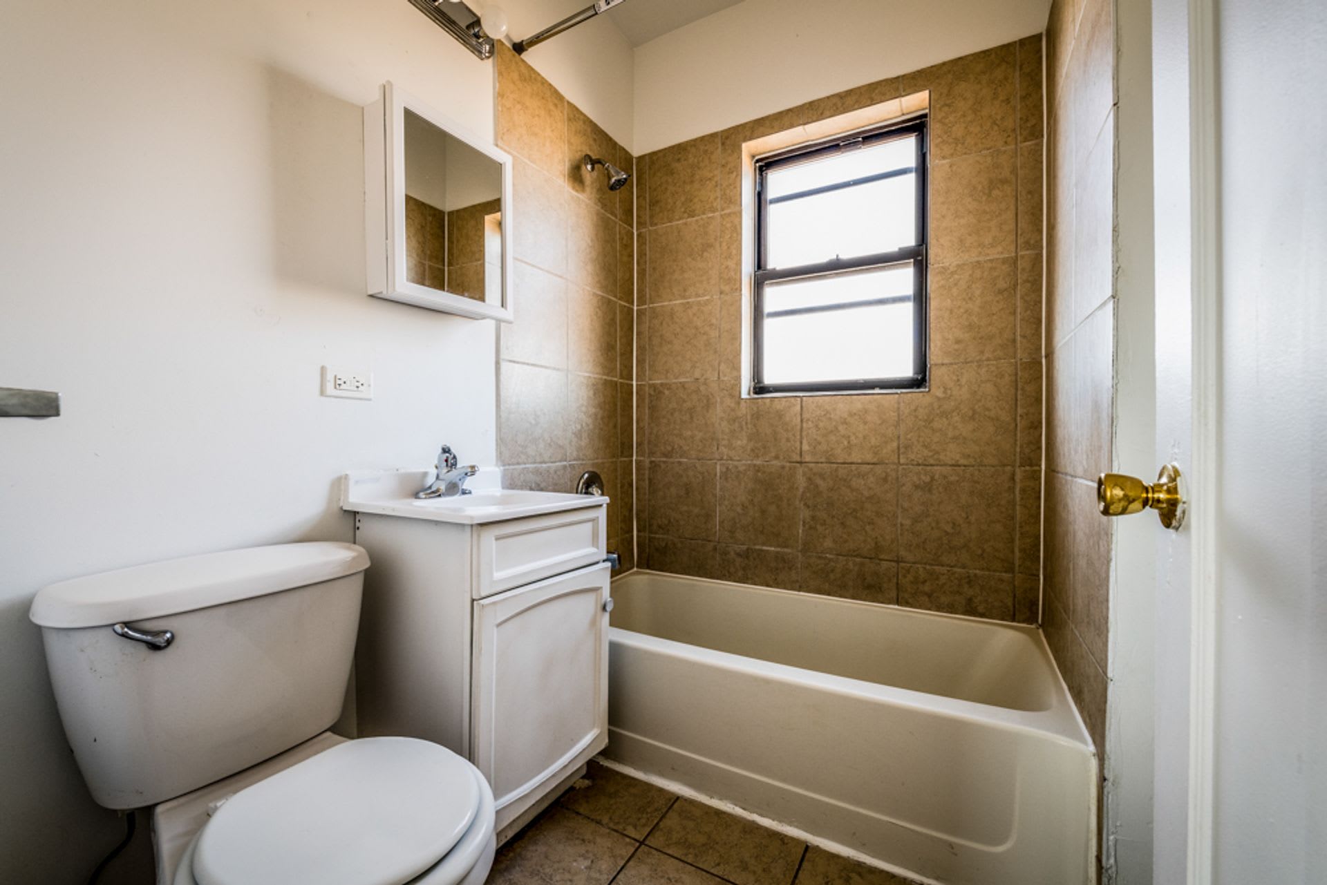 3503 North Greenview – photo 5