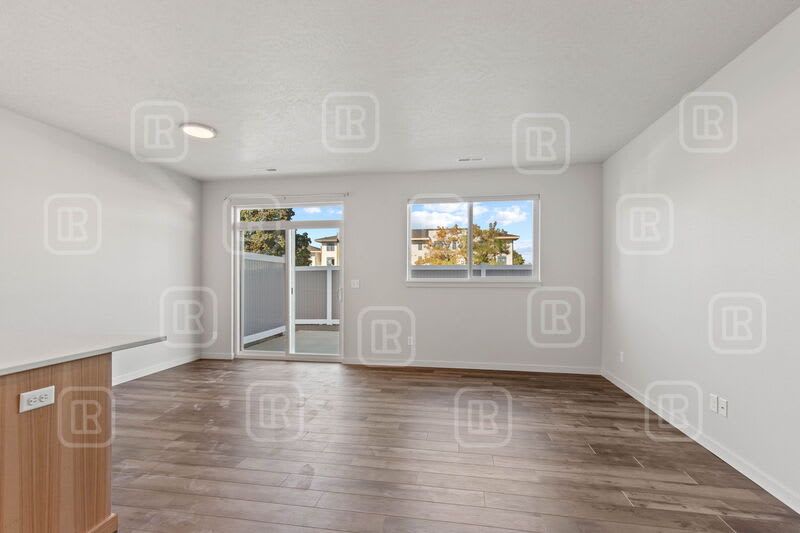 308 South Woodlawn Lane 1 – photo 5