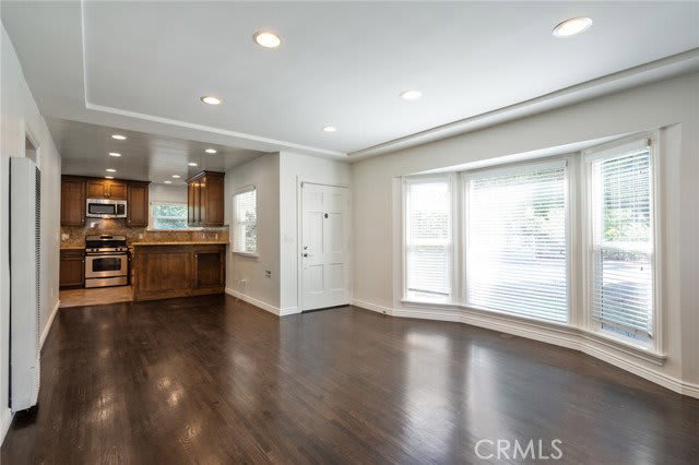 2526 Purdue Avenue – photo 5