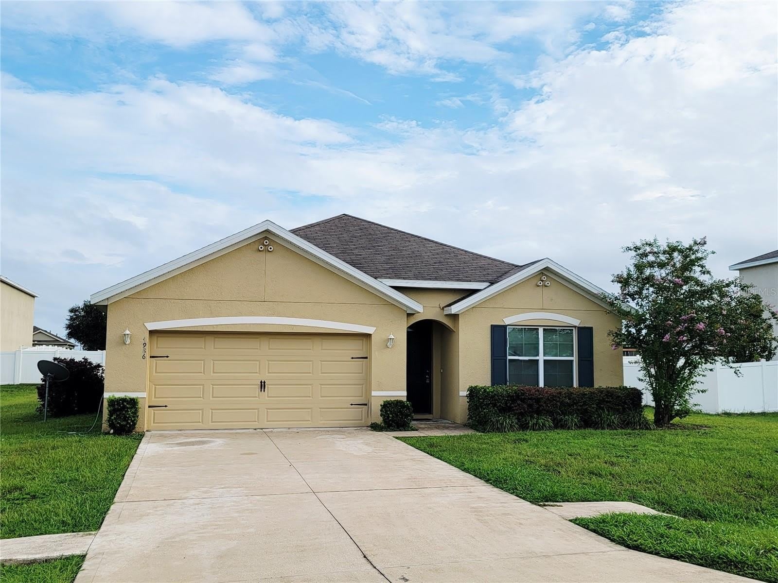 4986 SW 97TH Place – photo 1