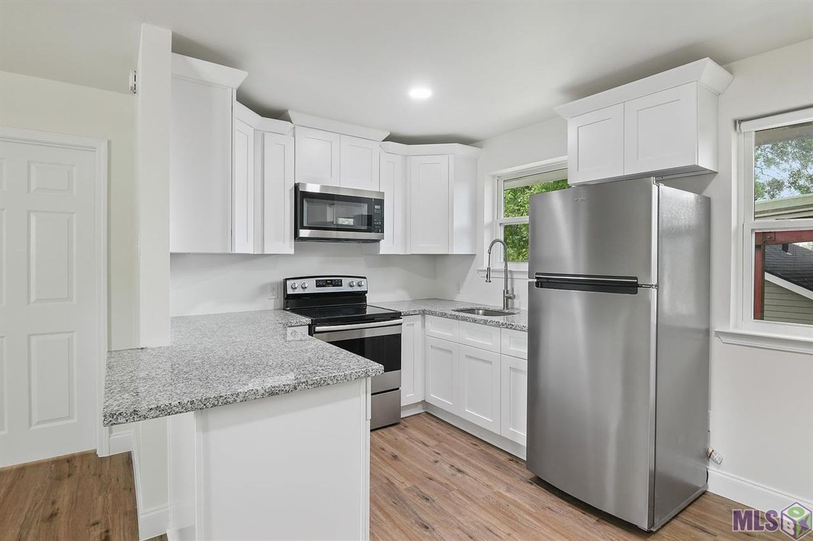 210/212 Centerville Street – photo 4