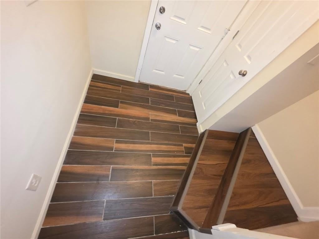 4332 Park Gate Drive – photo 5