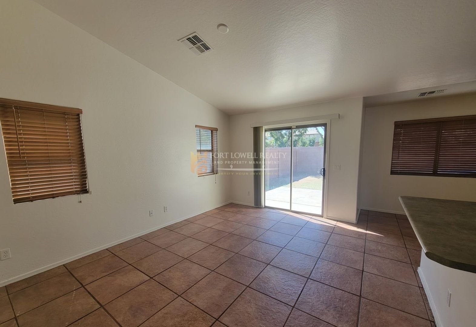 3 Bedroom, 2 Bath, & Den Home Coming Soon! – photo 4