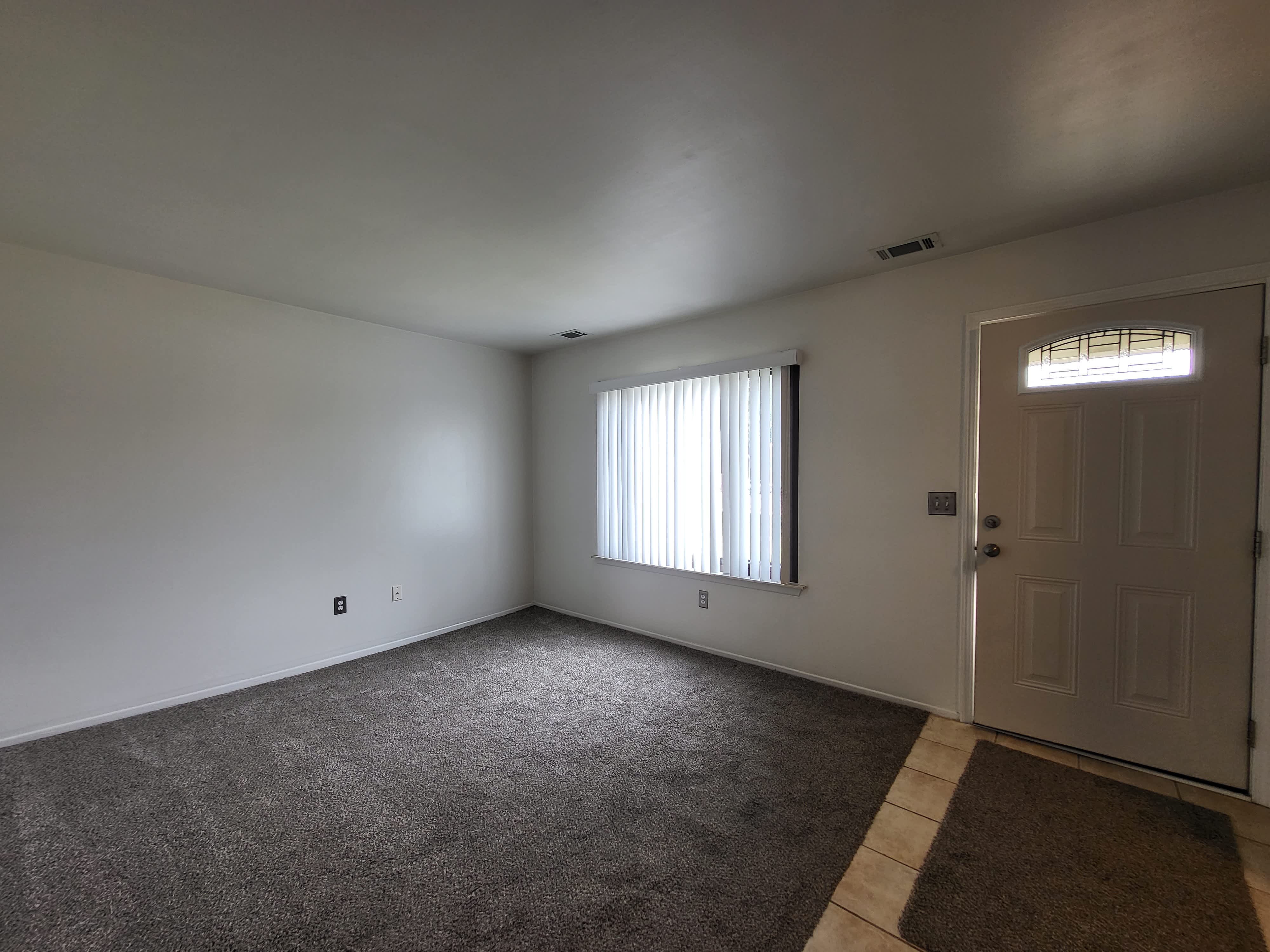20027 Village Green Ct – photo 3