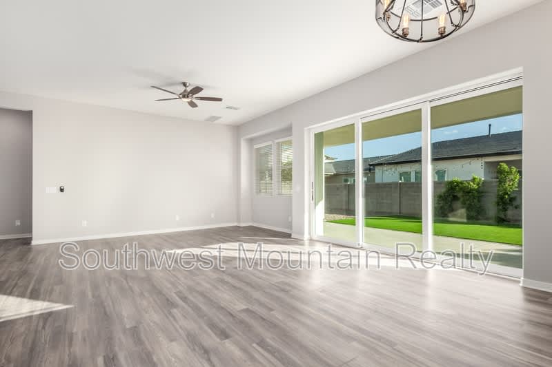 22743 E Poco Calle – photo 3