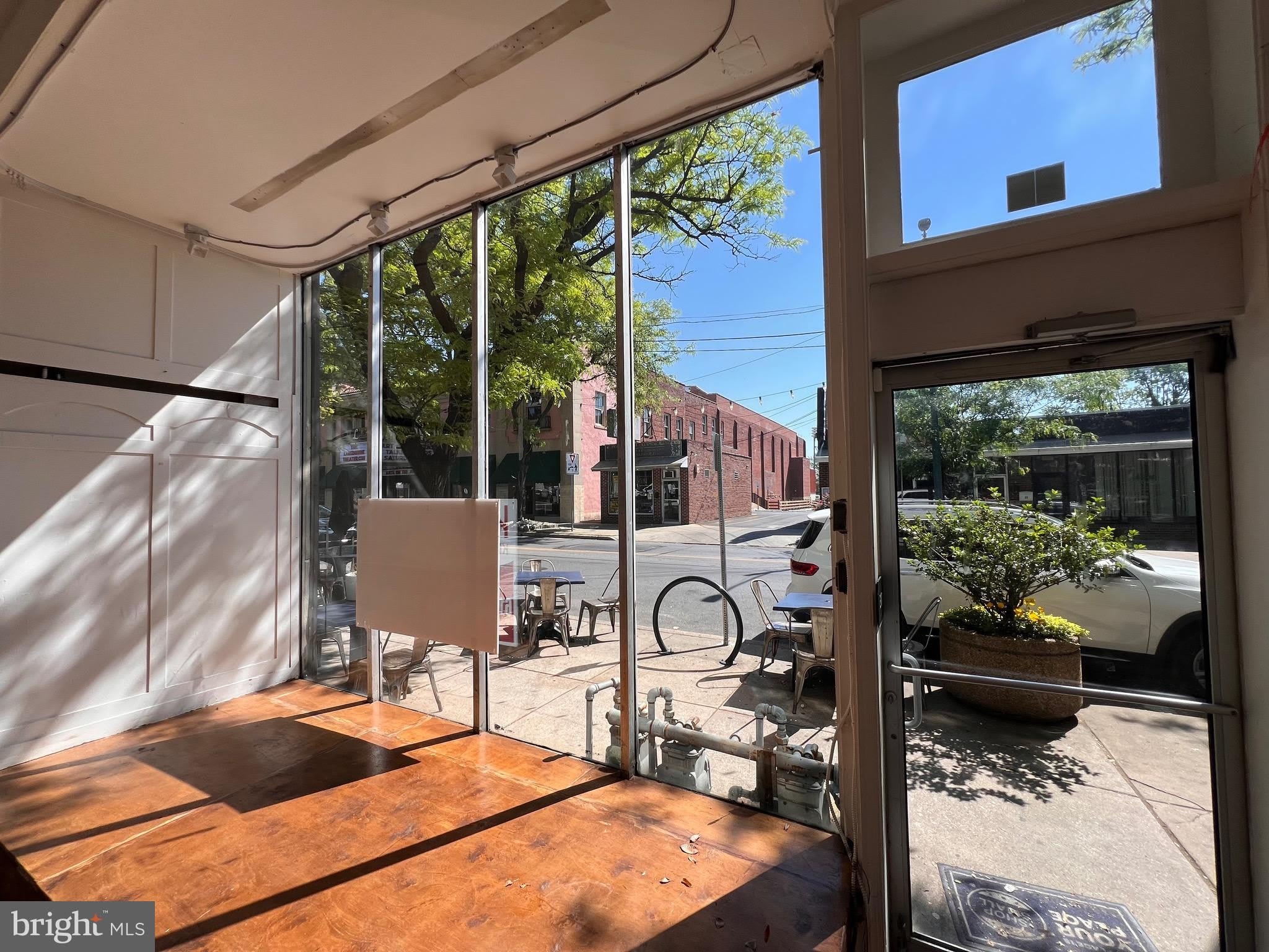 26 N LANSDOWNE Avenue – photo 5