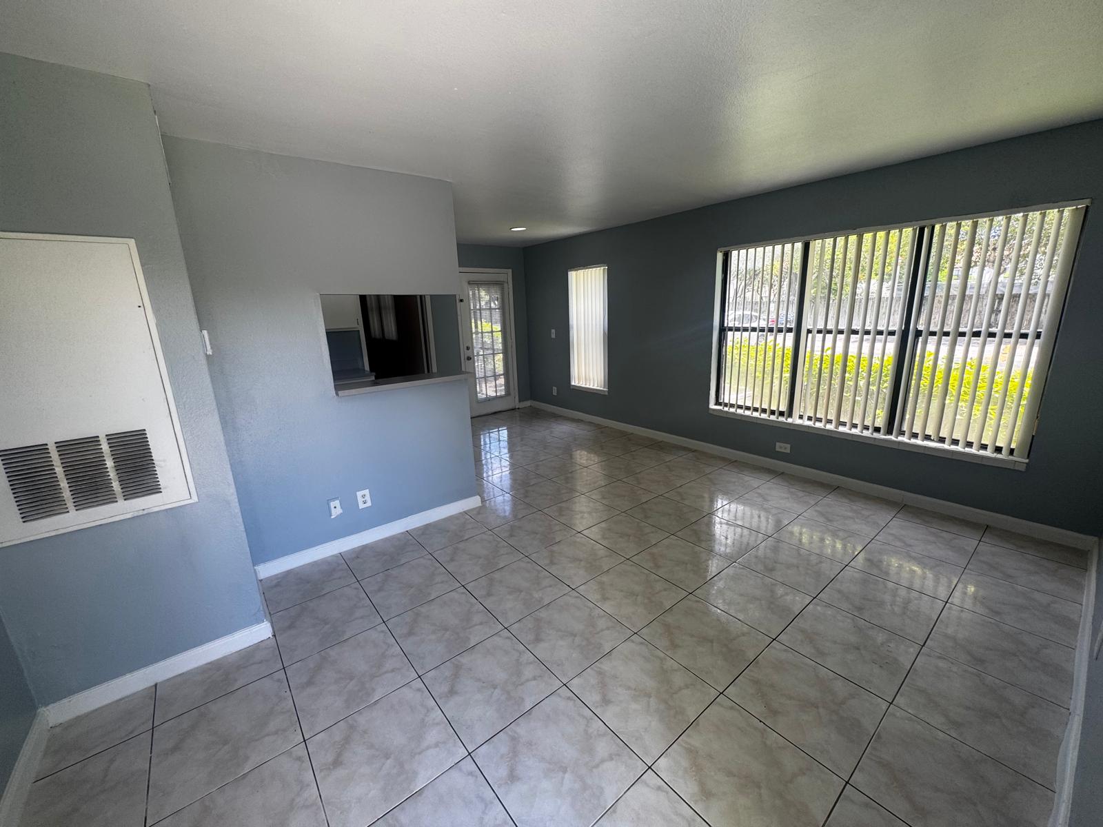 8793 NW 39th St – photo 4